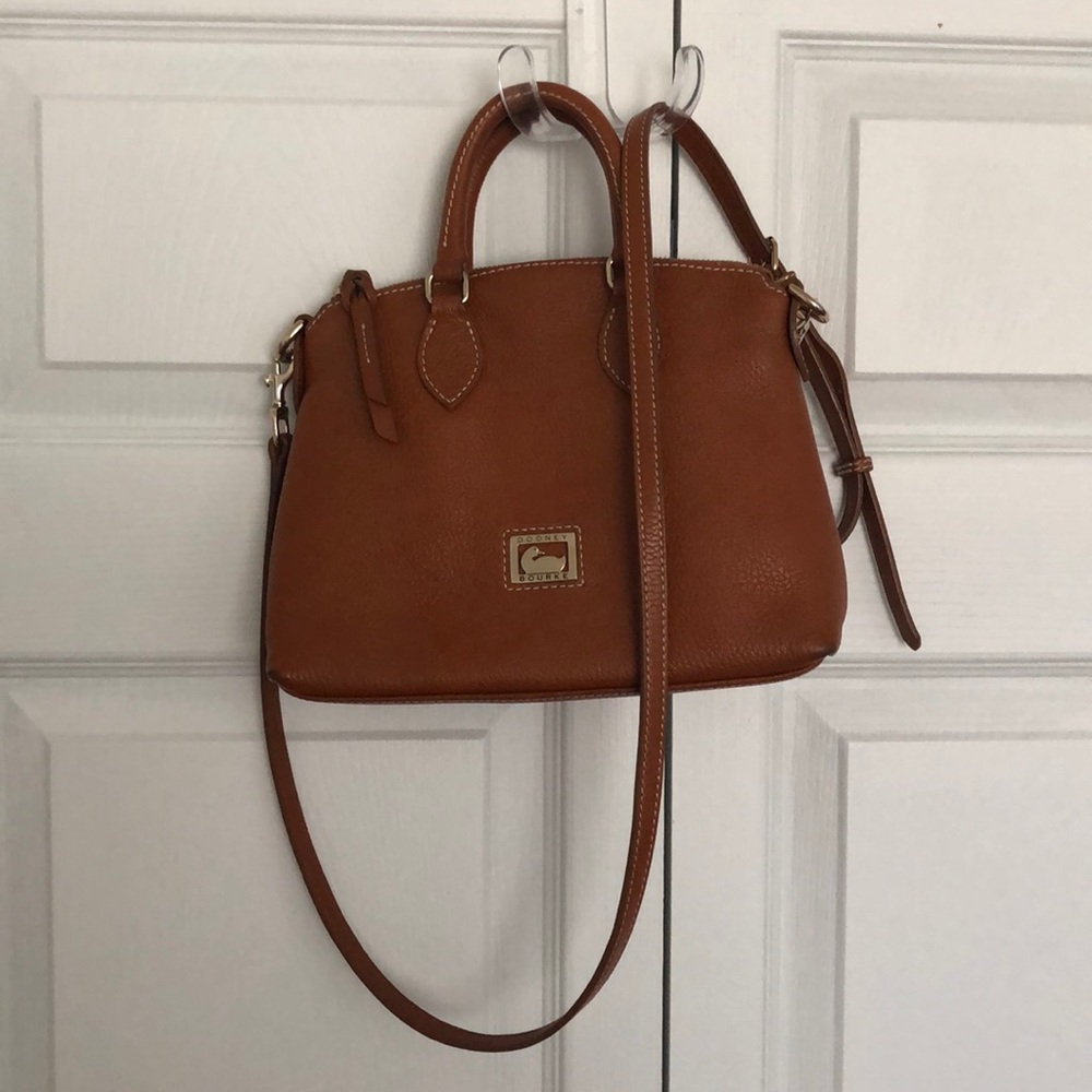 Dooney & Bourke • Tan Leather Crossbody Satchel